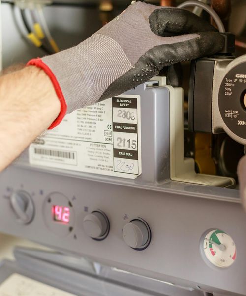 Flowing lines symbolizing energy circulation